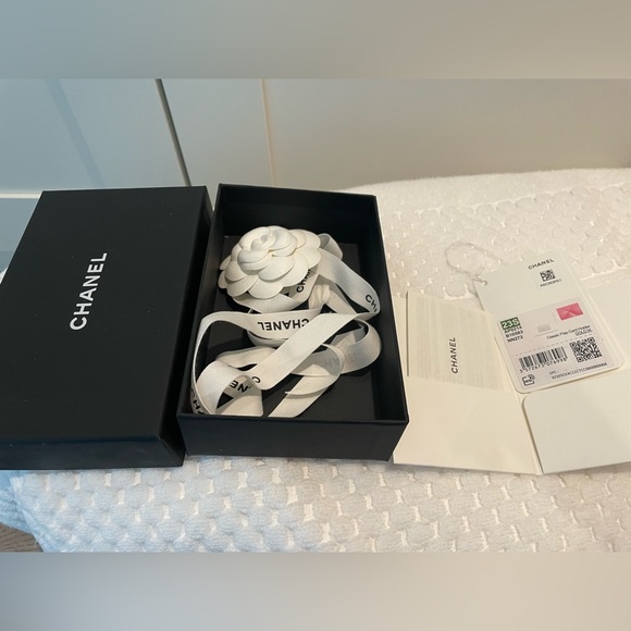 Chanel Classic Flap Card Holder - Picture 6 of 15